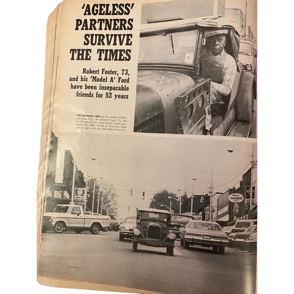 July 1980 Ebony MagazIne  with Featured Cover, The World’s Top Ten Black Models - Picture 5 of 13